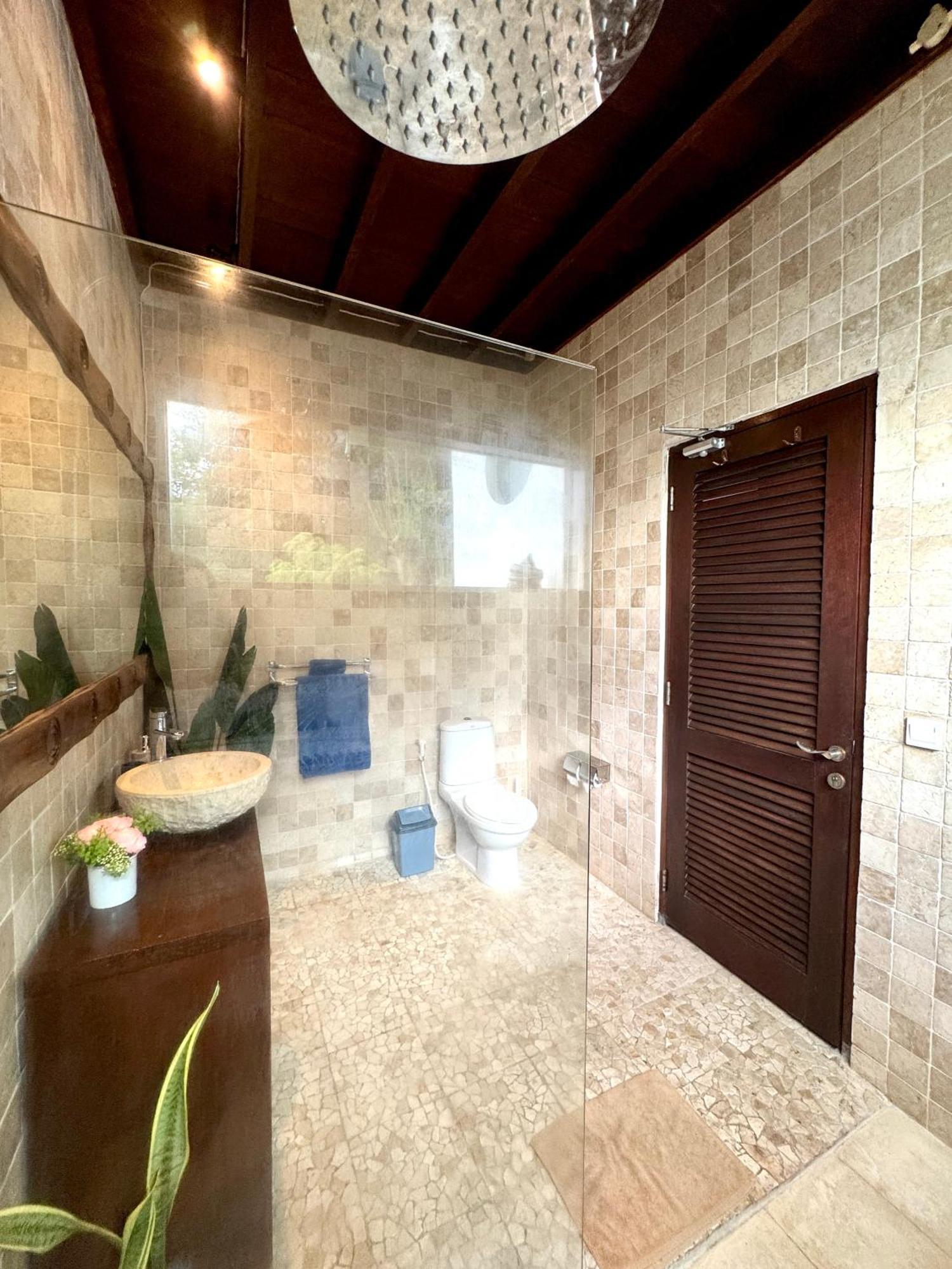 Bale Bingin Beachfront Stay Uluwatu Pokoj fotografie